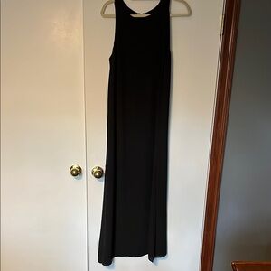 Elegant Black Sleeveless Dress